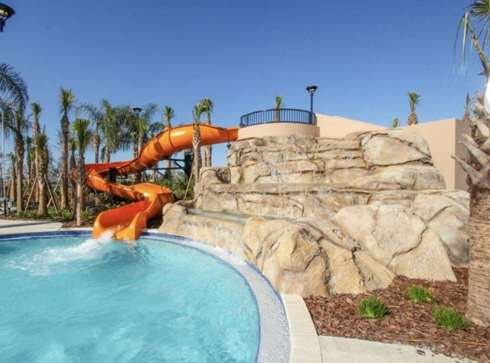 7551ol · Brand New 7 Bed Villa With Pool & Spa Near Disney