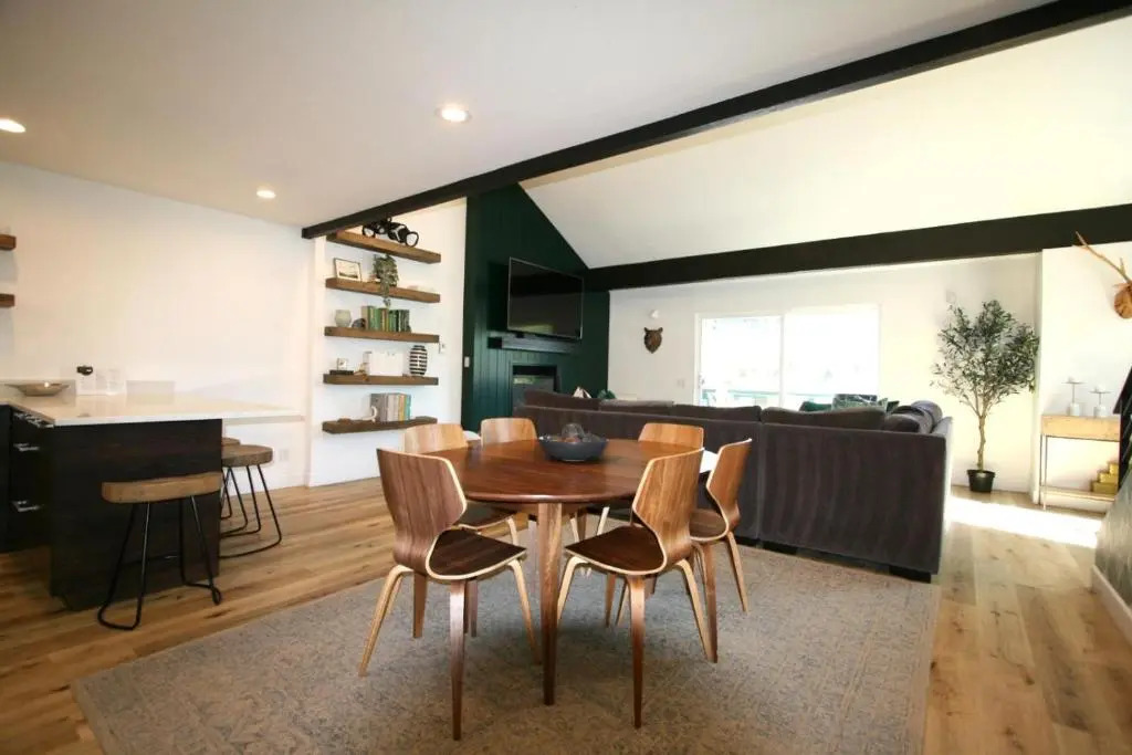 Aspen Grove 3 Bedrooms AGC-8 by KBM