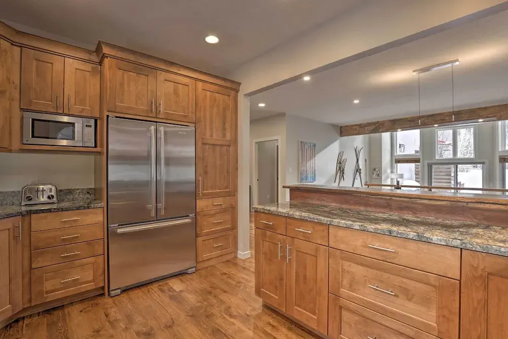 Townhome ~ 4 Mi to Beaver Creek & 8 Mi to Vail!