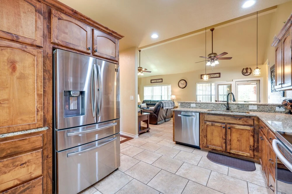 Lodge at Rocky Creek with Private Hot Tub and Yard!