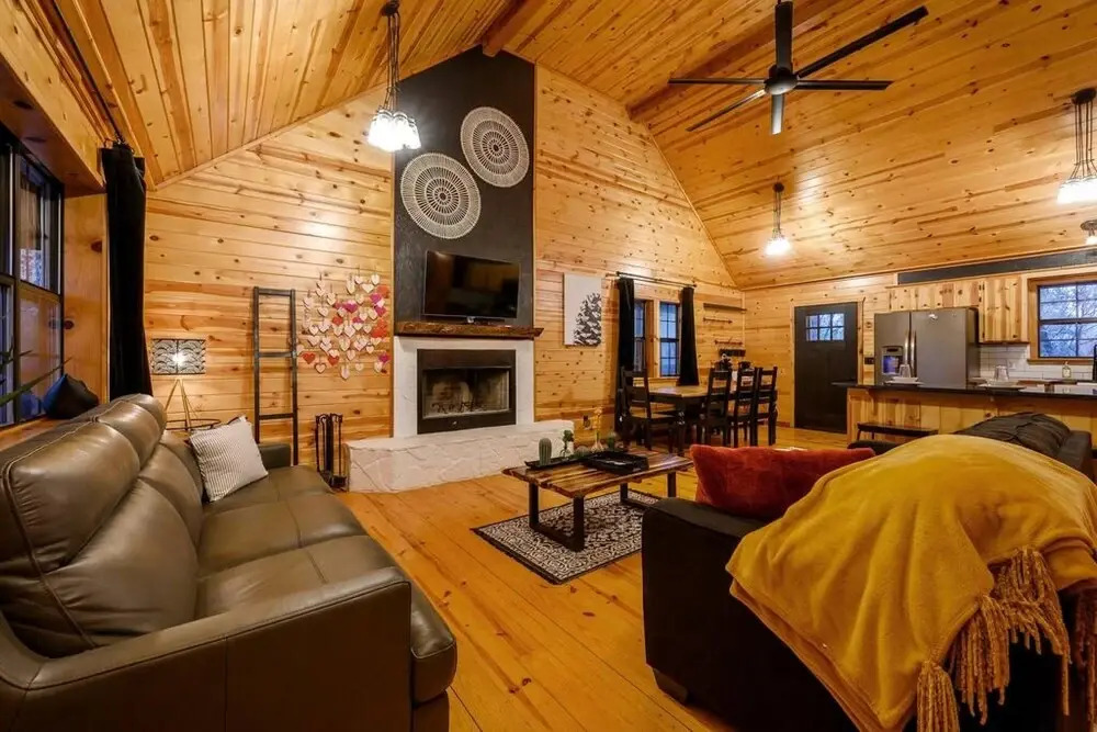 Cabin Creek Fire Pit Hot Tub