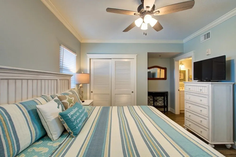 Waterscape B422 1 Bedroom Condo