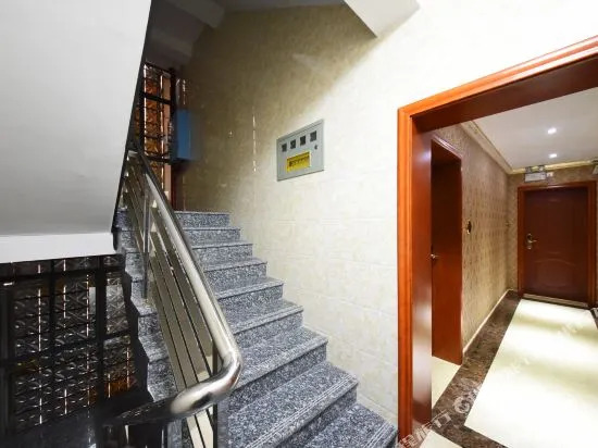 Dacheng Business Hotel