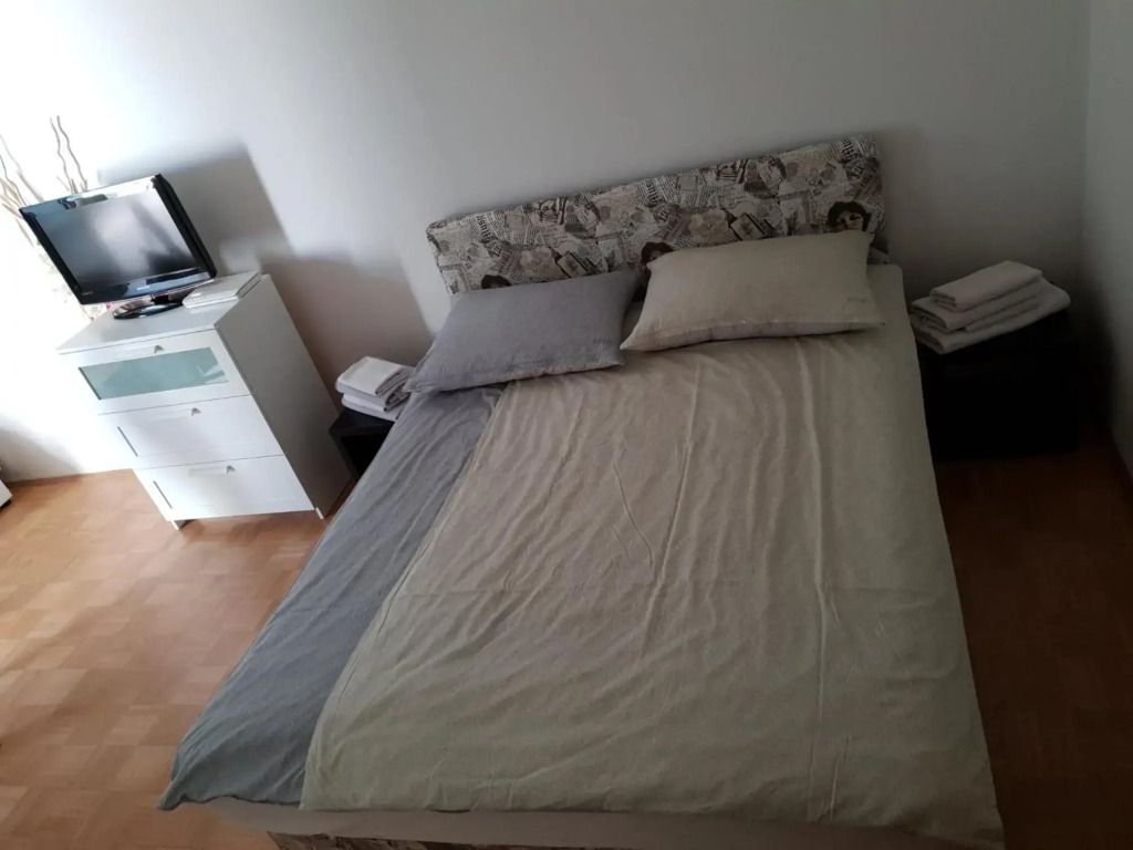 Victoria Apartment