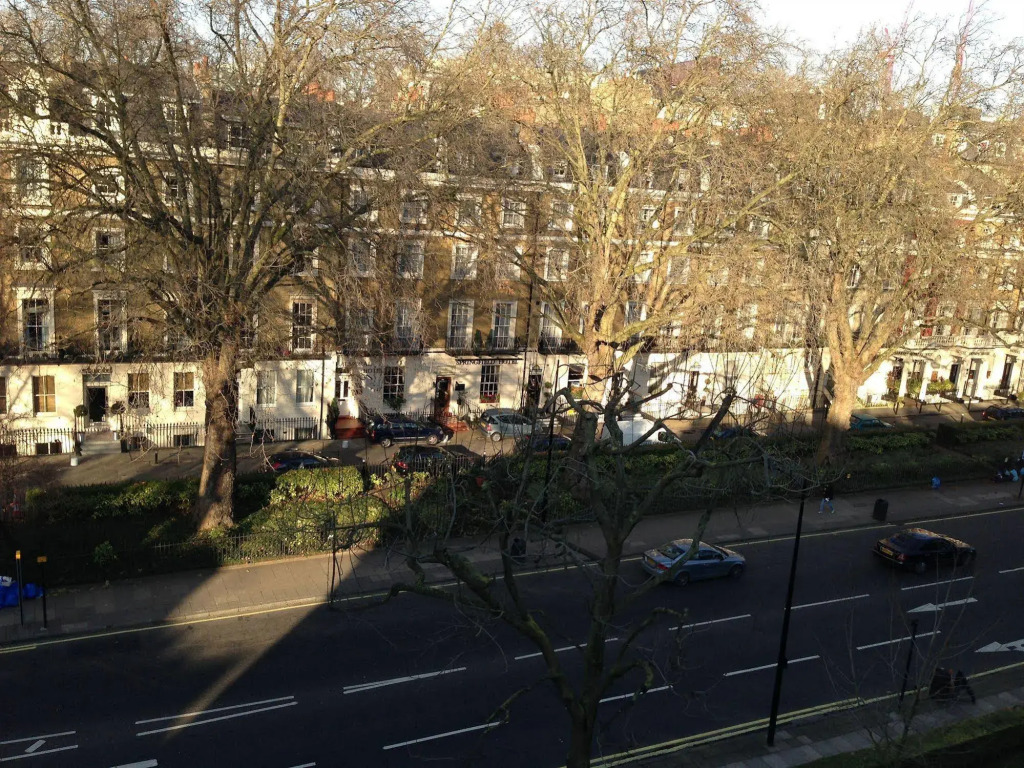 Balmoral House Hotel