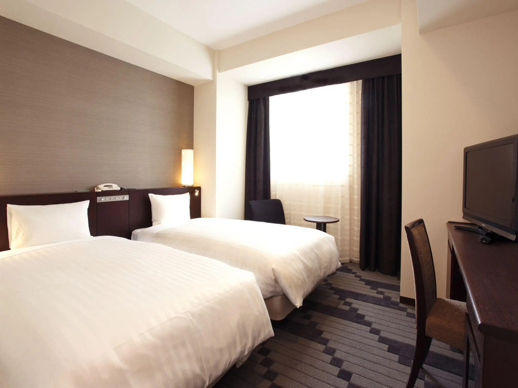 JR-East Hotel Mets Yokohama Tsurumi
