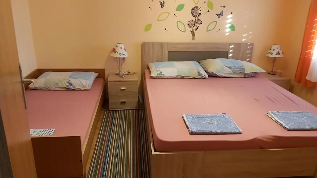 Apartment Lili Vir