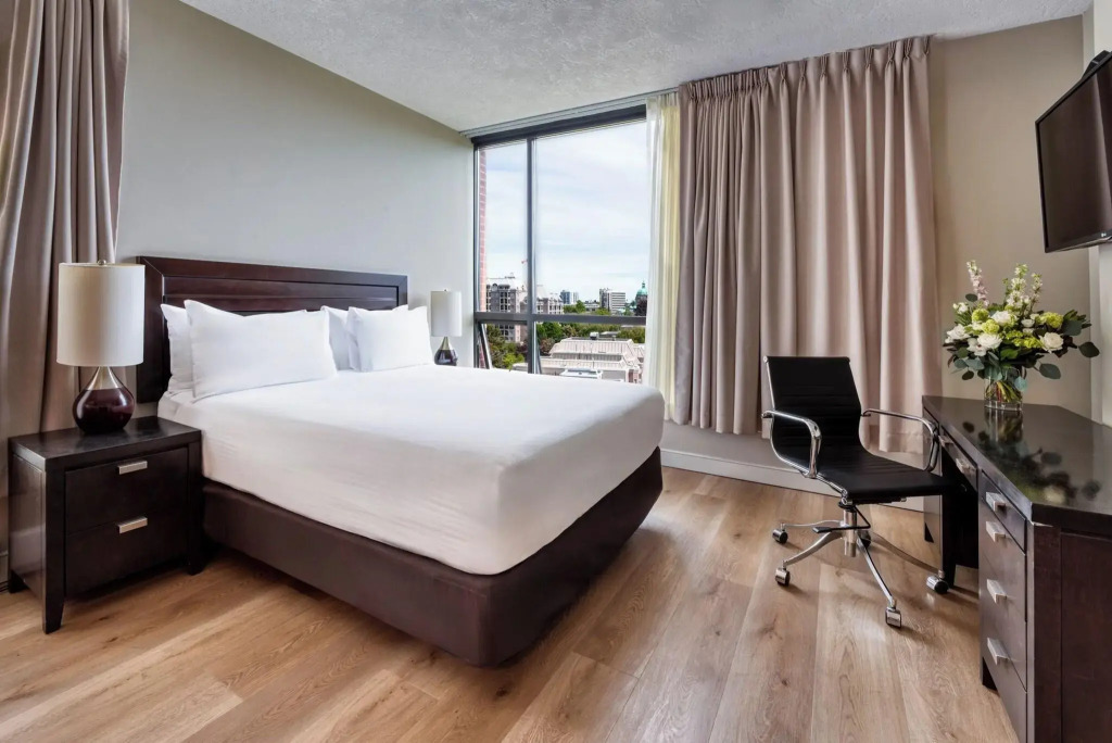 Oswego Hotel