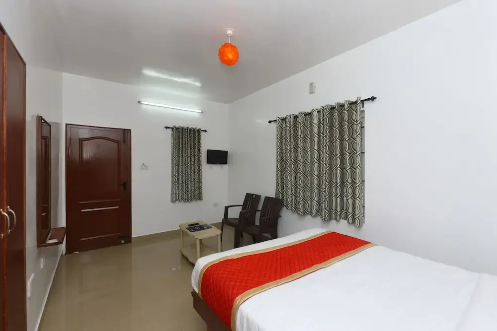 OYO 8707 Home Stay Bliss Residency