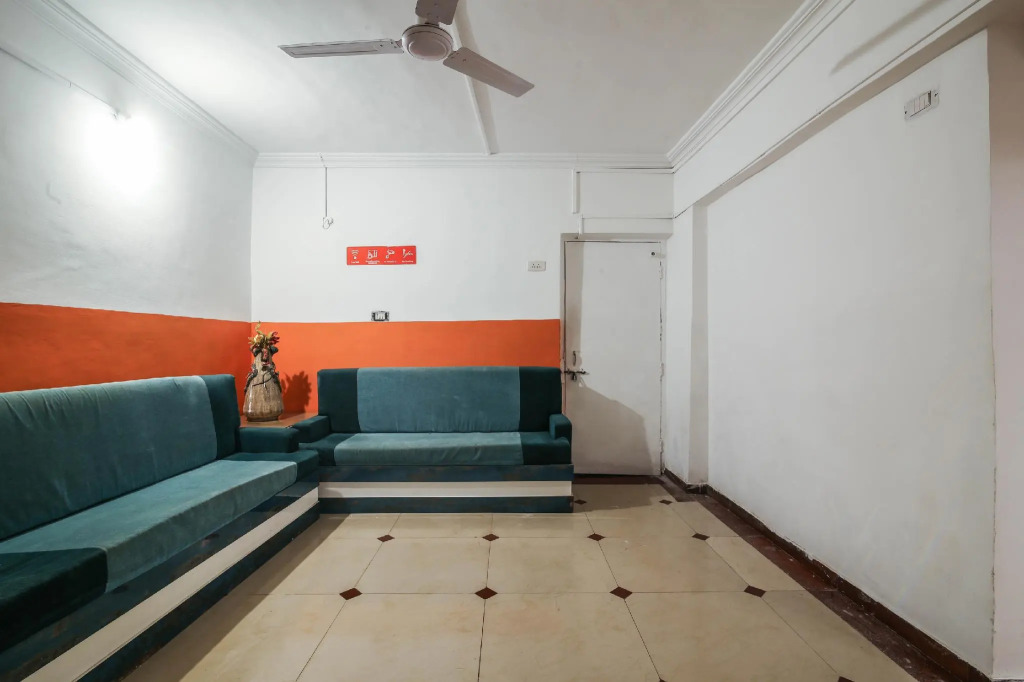OYO Flagship 76982 Hotel Kamal