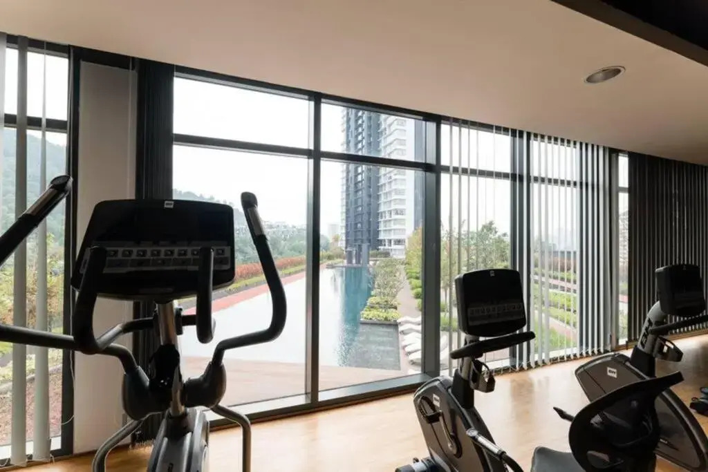 Mountain View 2 room KL East Mall 4pax NEW