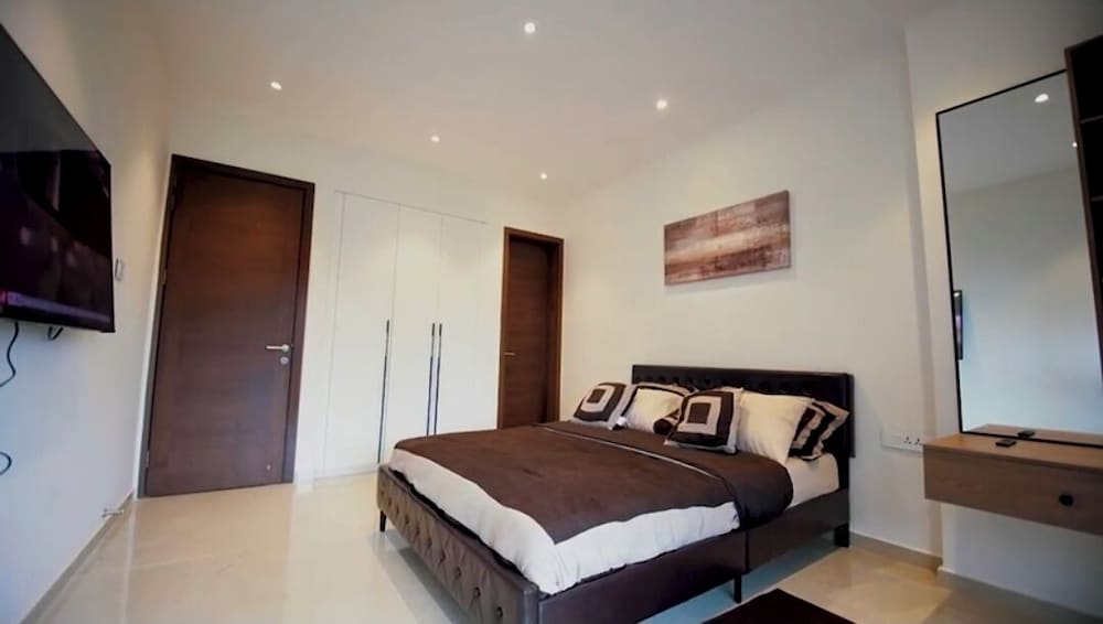 Solaris Apartments luxury by Cozy