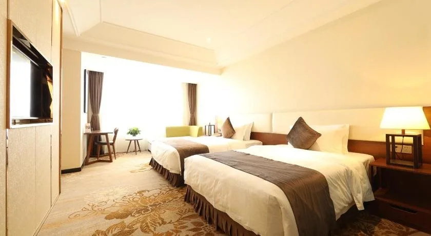 Zhihuitang Fengze Hotel