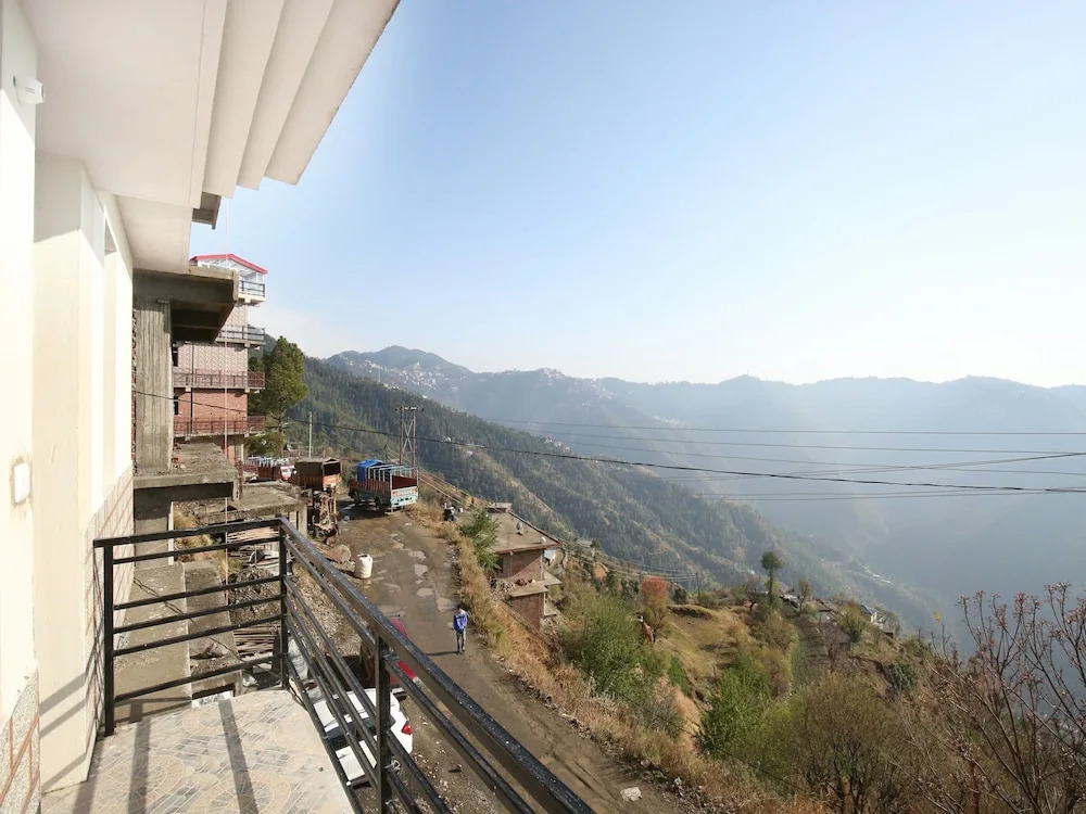 OYO 12408 Home 2BHK Hill View Kamyana