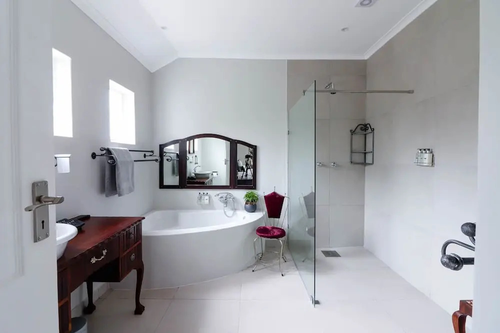 Arbour1 Guesthouse