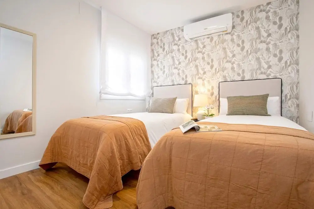 Cozy Apartament in Malaga. Larios III