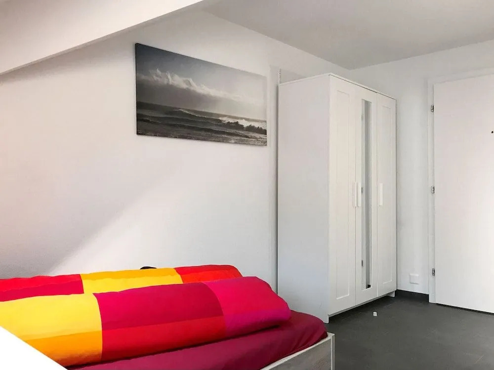 HITrental Station Apartments