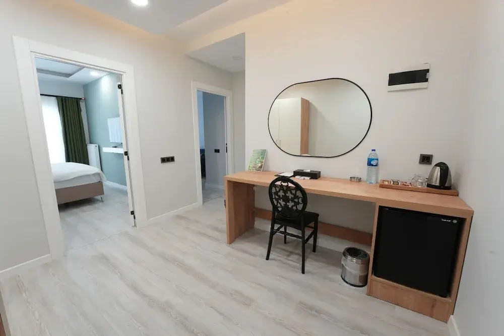 Expo Garden Hotel