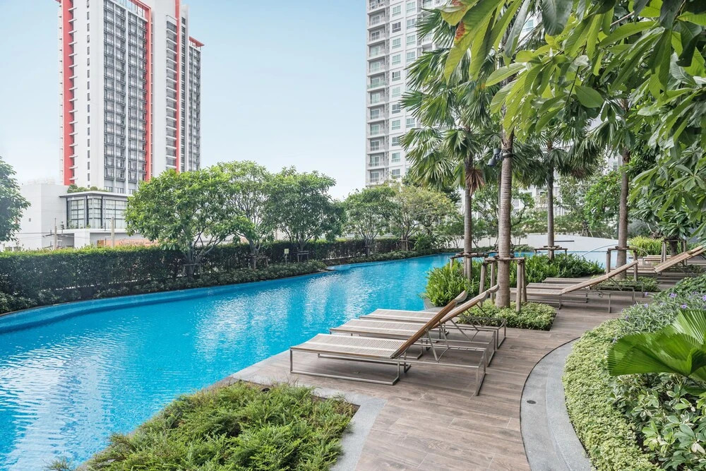 Key Sathorn-Chareanrad By Favstay