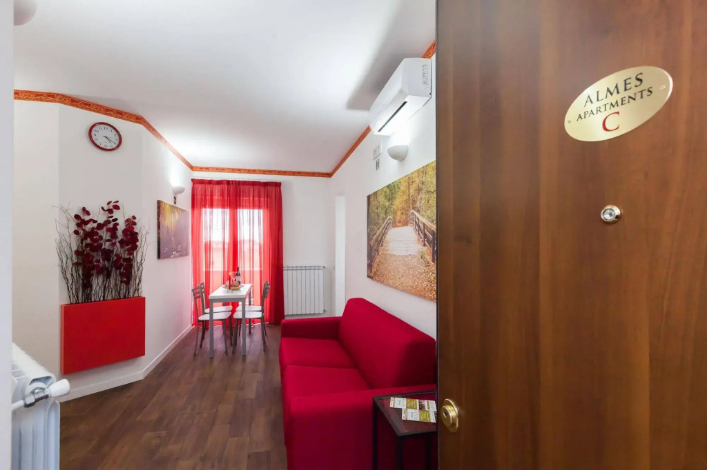 Almes Apartments