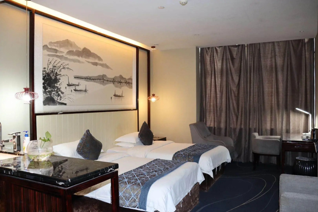 Elan Inn Zhengzhou Shangwu Inner Ring Exhibition Center