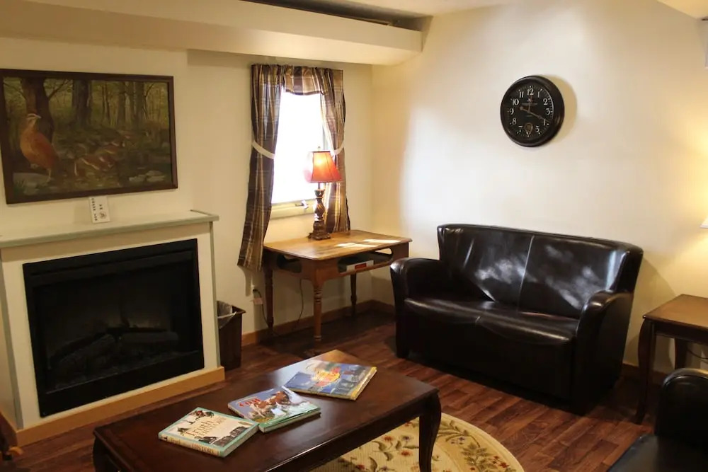 Casselman Inn