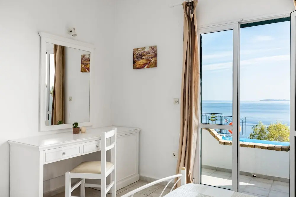 Four-Bedroom Villa Eleni by Konnect, with Private Pool & Stunning Seaview