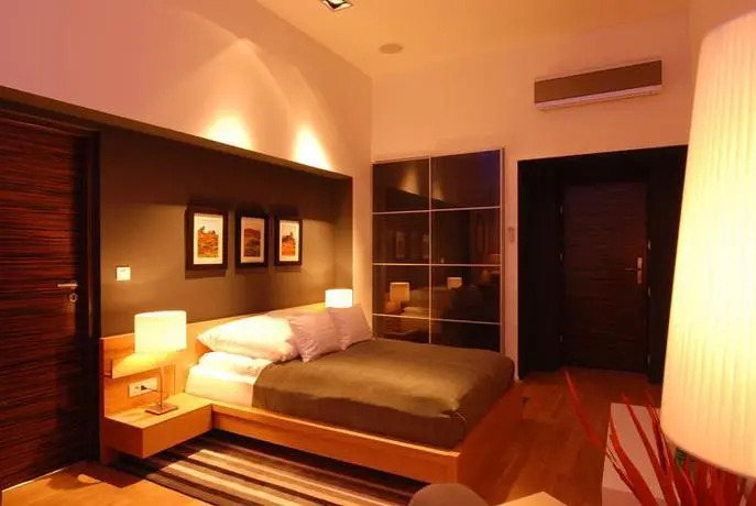 Ivana Hotel