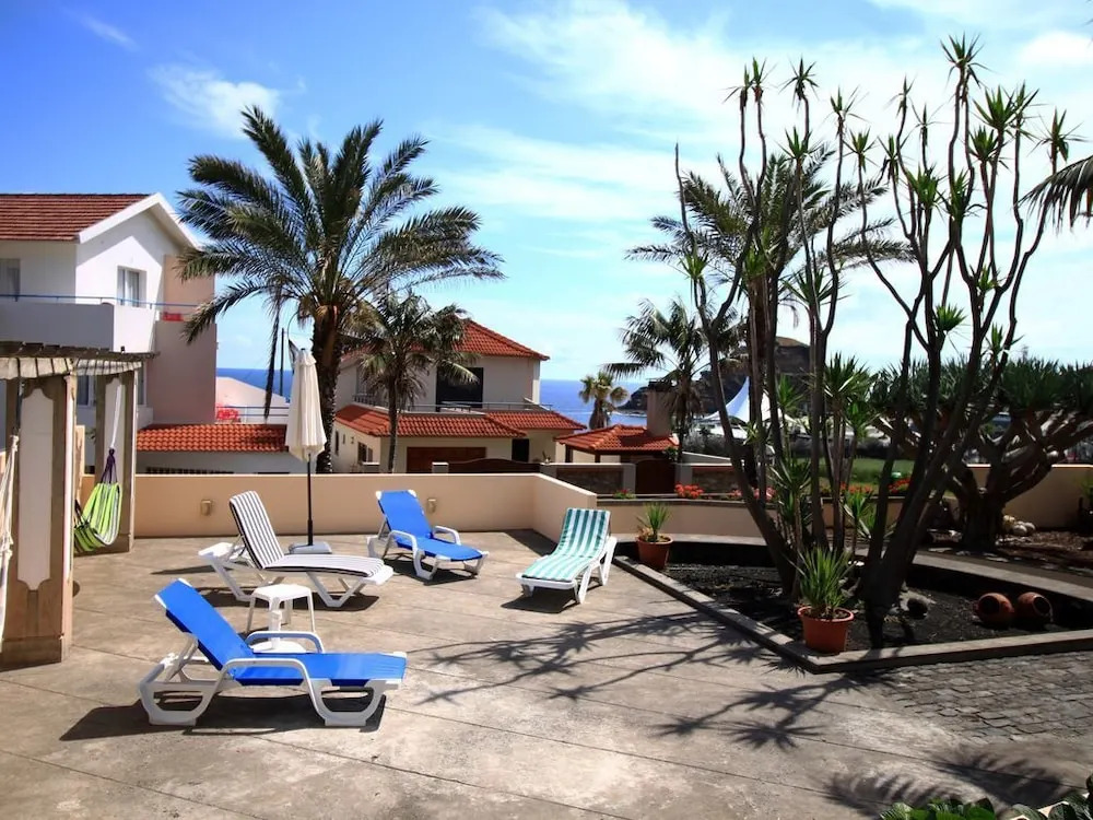Porto Moniz Villa