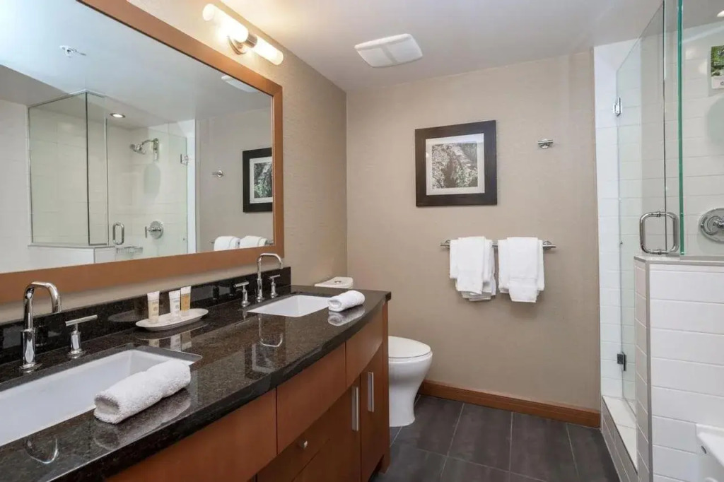 Sutton Place Hotel Revelstoke Mountain Resort