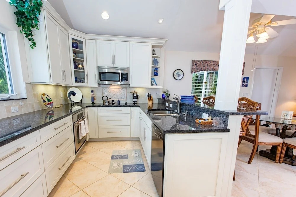 Blue Haven-private Home In The Dunes 3 Bedroom Home