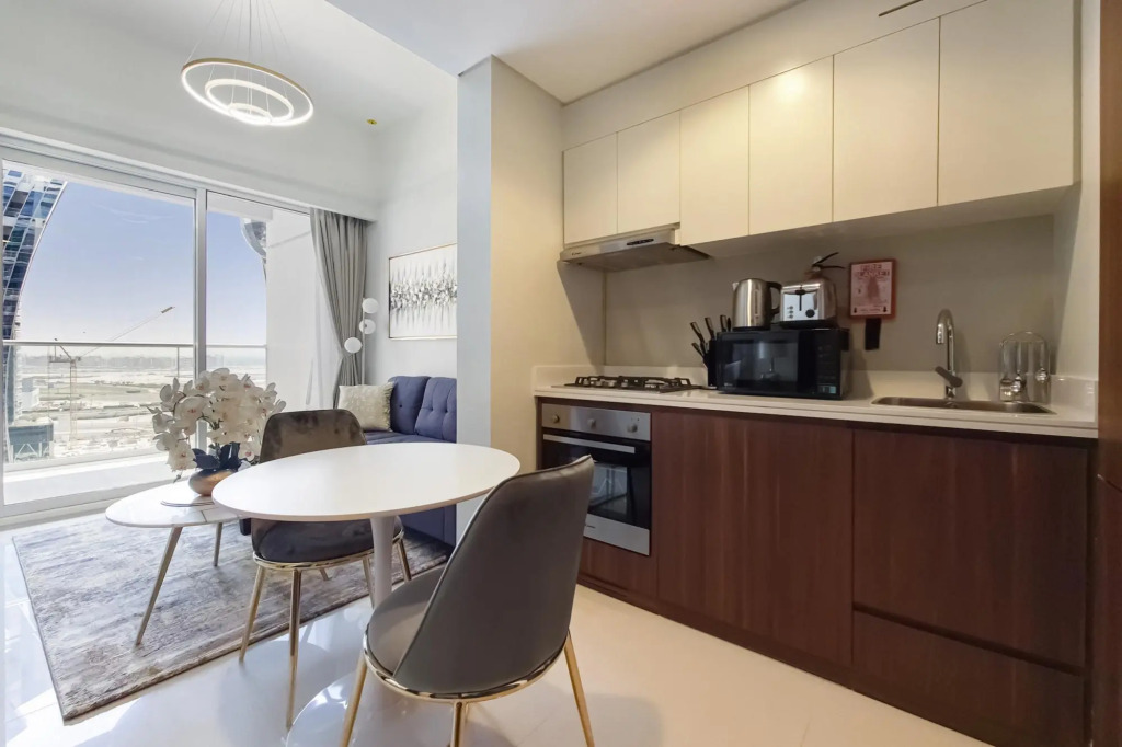 Business Bay - Vera Residences 1313