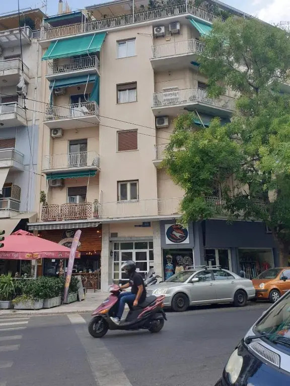Newly Renovated Studio 15 min walk from Acropolis