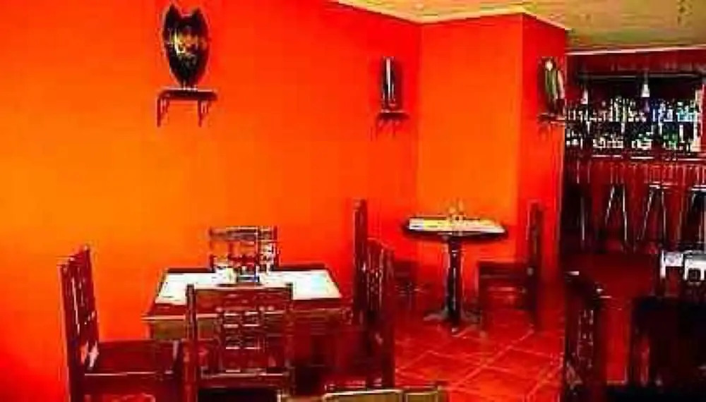 Puesta del Sol Beach Bungalows