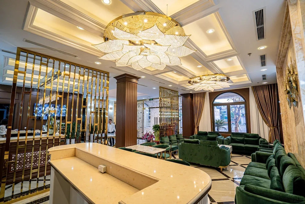 Luxury Hotel