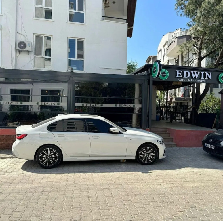 Edwin Cafe Bar Pansiyon