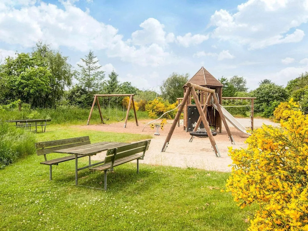 6 person holiday home in Hemmet
