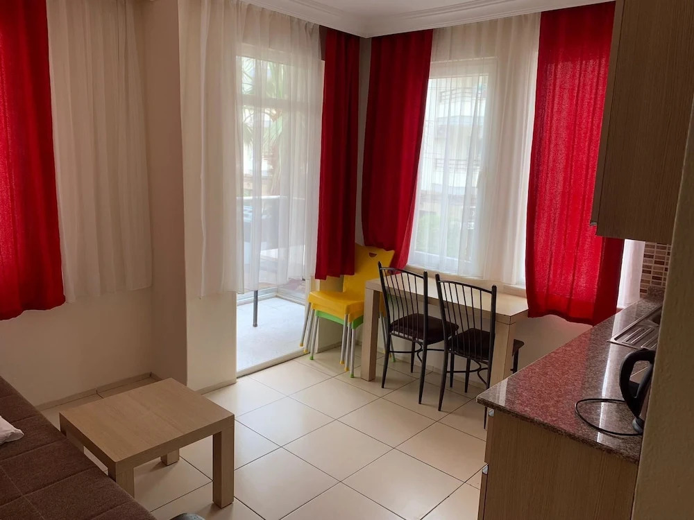 Best House Apart 1