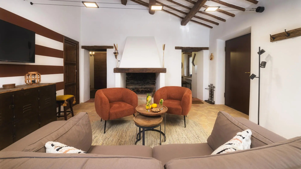 CASALE TAVERNELLE 6, Emma Villas