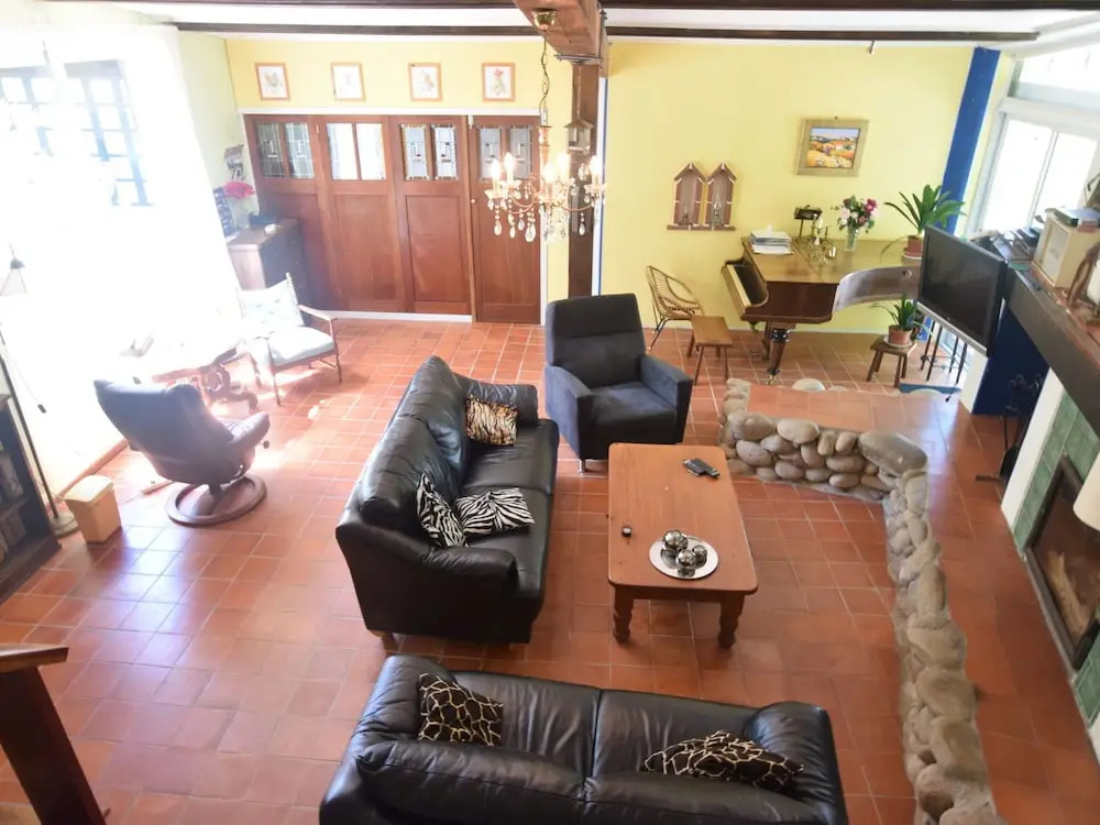 Charming Holiday Home Near River in Vallon-Pont-D'Arc