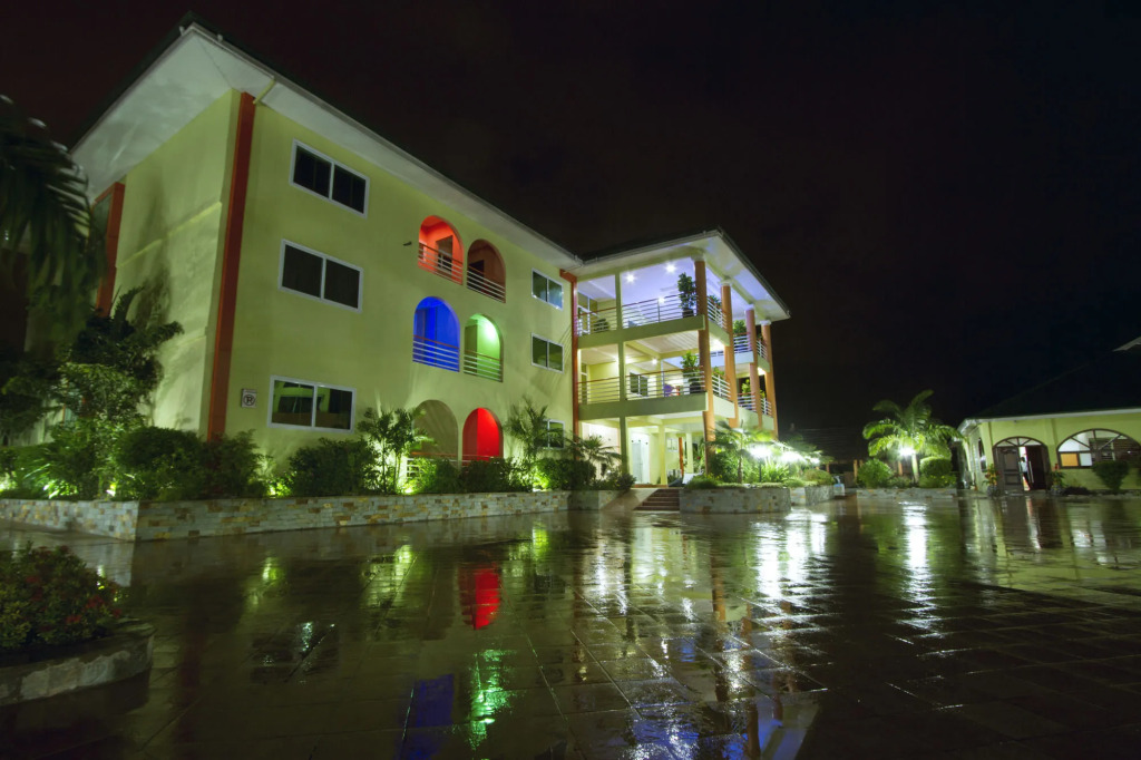 Kingstel Hotel