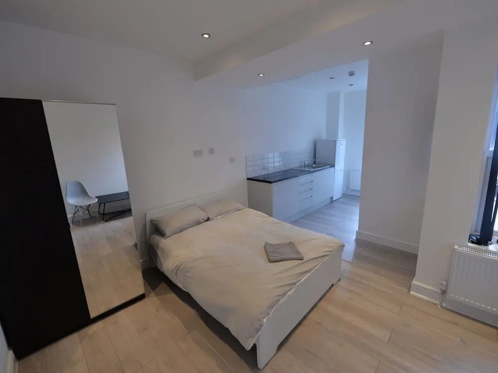Inviting Holiday Home in Coventry near Coventry University
