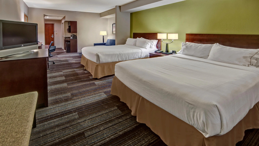 Holiday Inn Express & Suites Cookeville by IHG