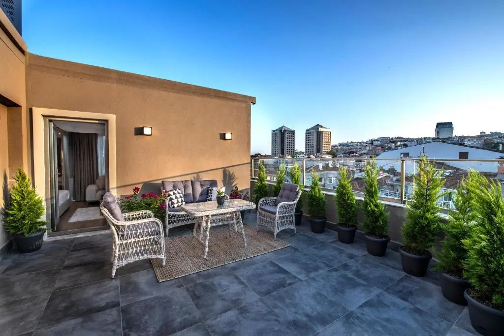 Valente Suites&Hotel