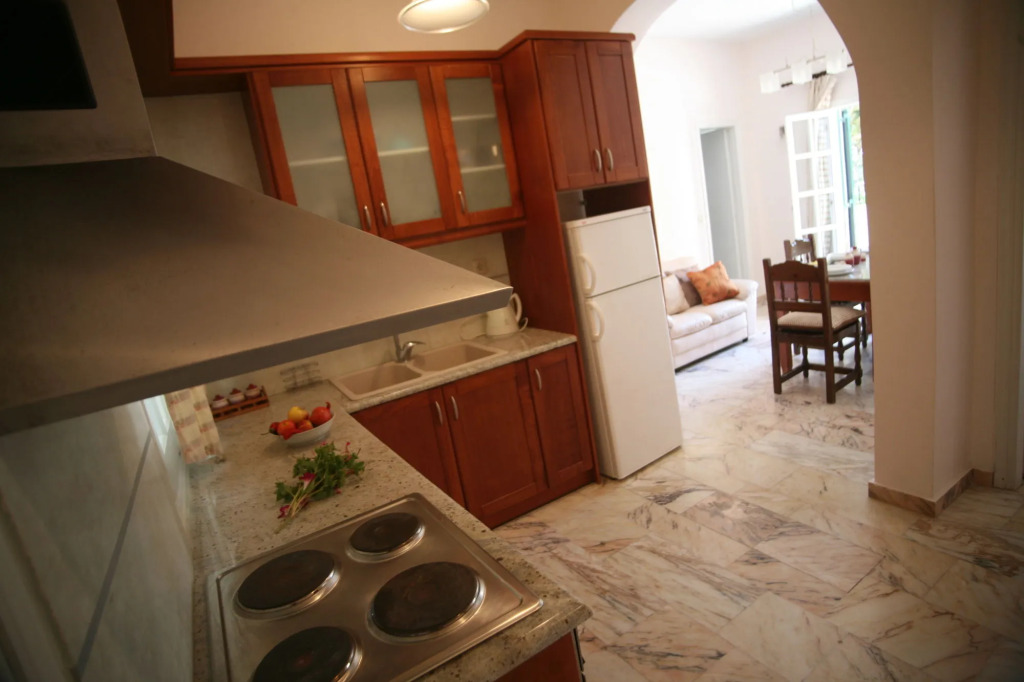Aphrodite Apartments