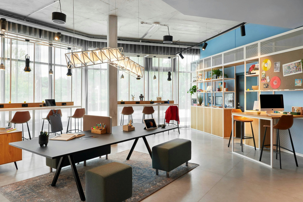 Moxy Antibes Sophia Antipolis
