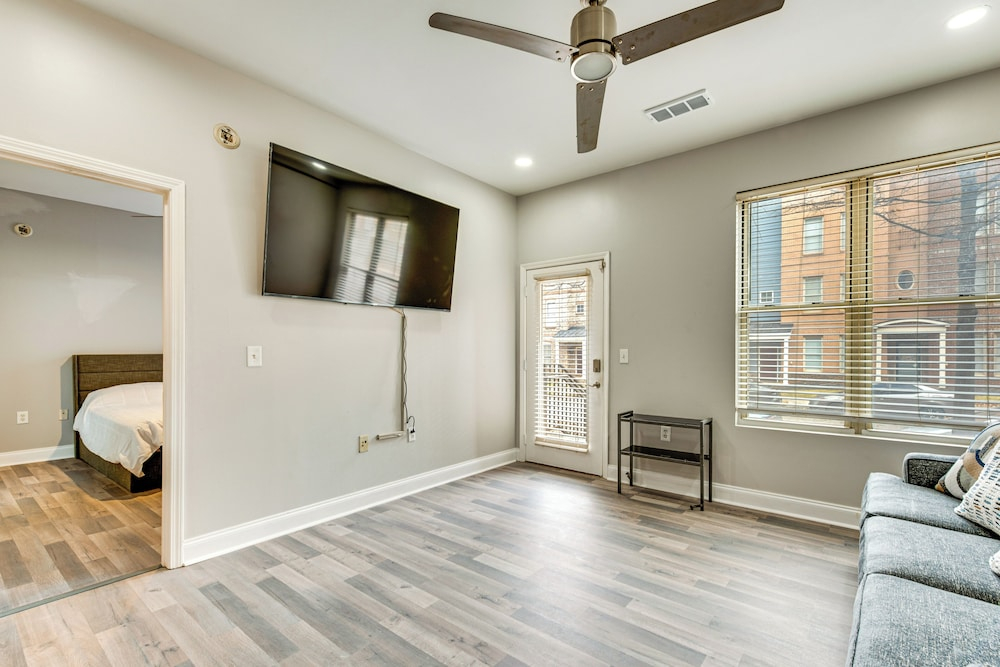 Condo by Marta: 10 Min Walk to World Cup Stadium