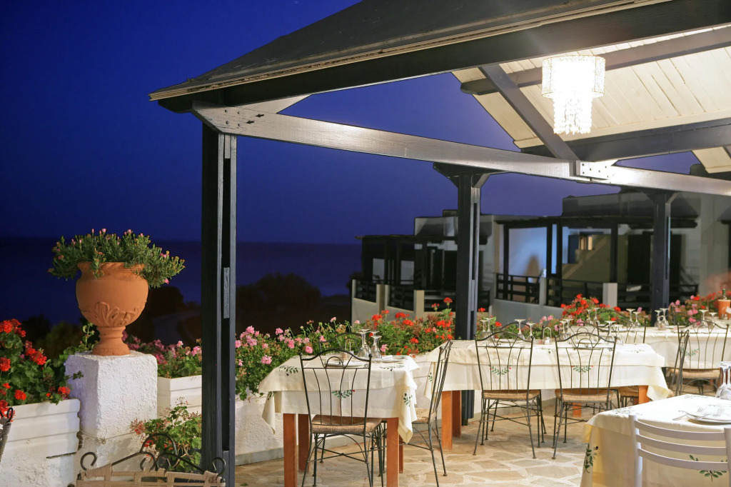 Andros Holiday Hotel
