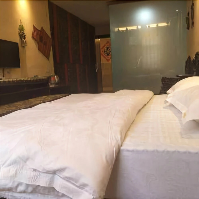 Midi Hotel