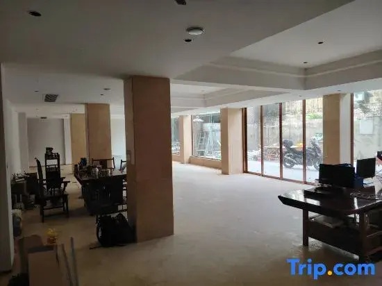 Haikou Zhouren Apartment (Wanda Plaza Convention and Exhibition Center)